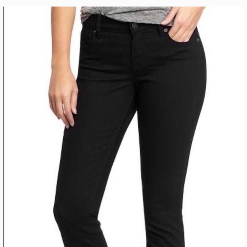 🎊Host Pick!🎊Old Navy Sweetheart black jeans size 0 short, zip, boot cut
